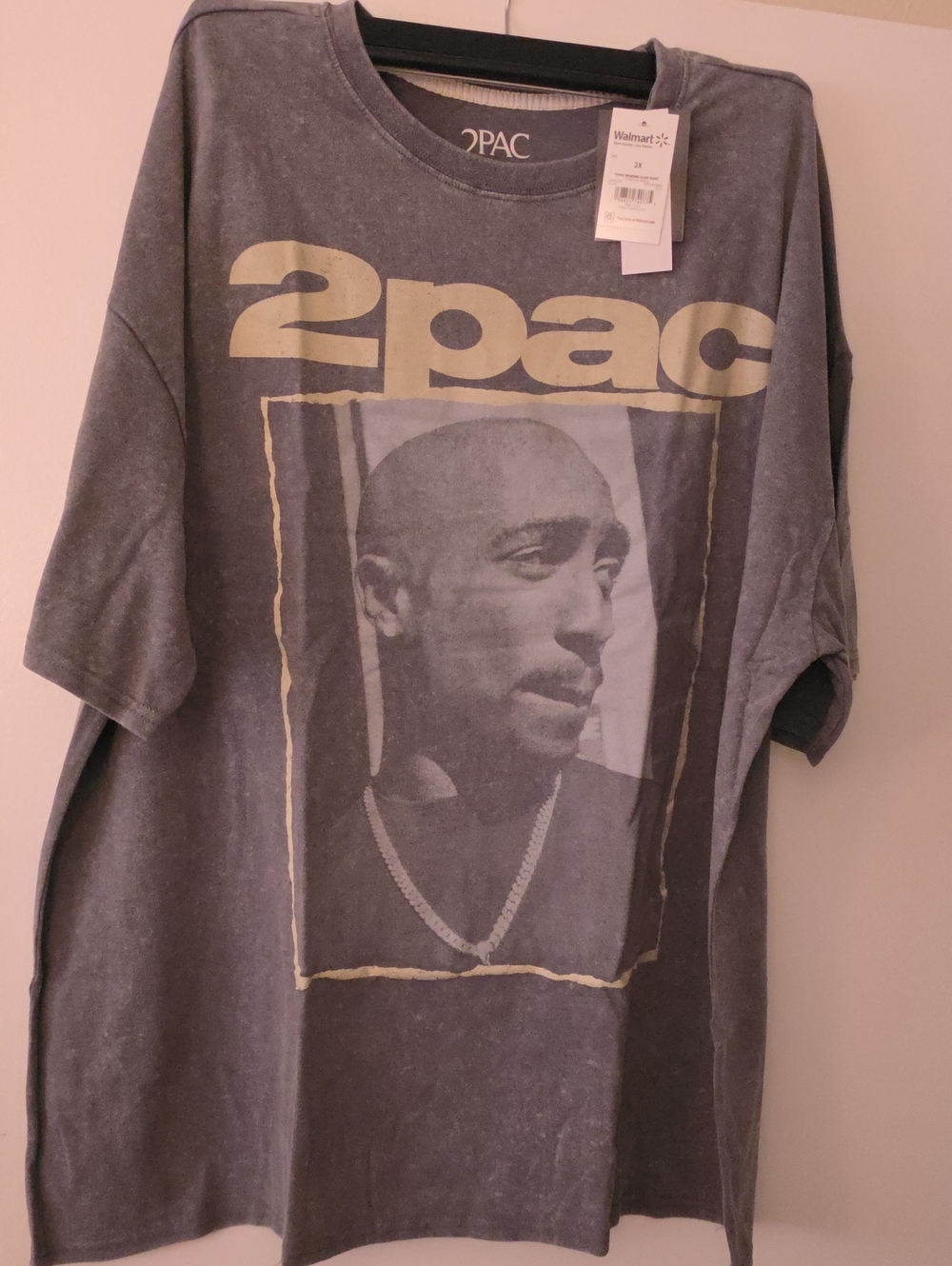 2Pac Graphic Tee - Vintage-Style Gray Women's Sleep Shirt